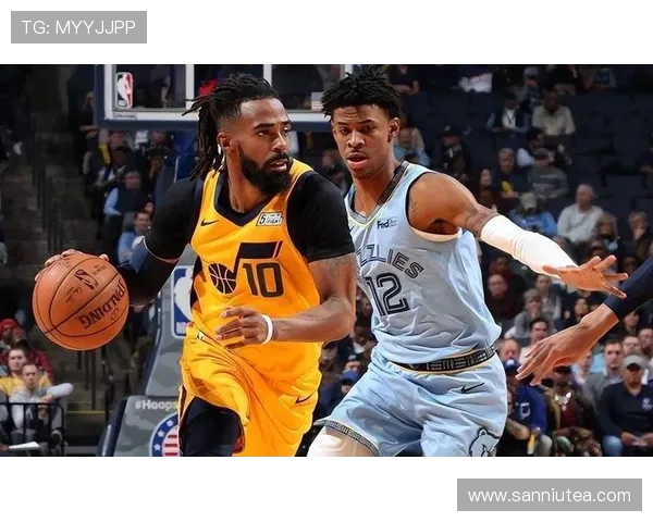 06年火箭与黄蜂激战回顾：经典对决中的精彩瞬间与战术分析